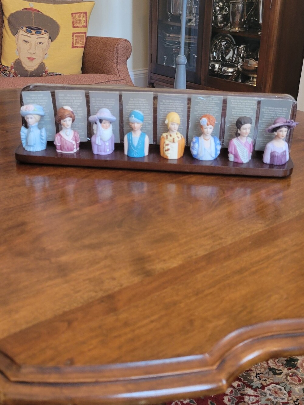 Vtg Avon Ladies Of Fashion Thimbles